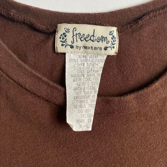 SOLD - Picture 4 of 7